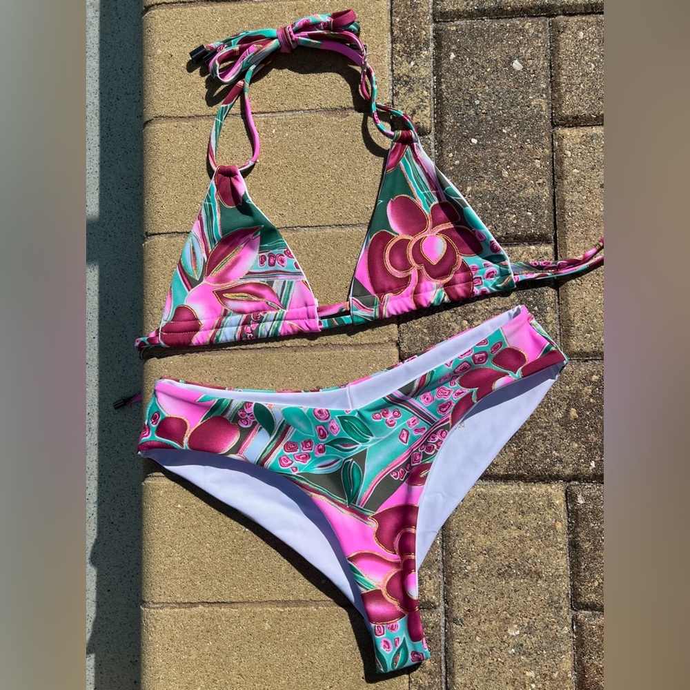 Bella Bikini Set